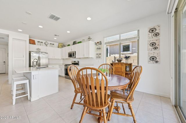 17150 W FALLEN LEAF Lane, Surprise, AZ 85387