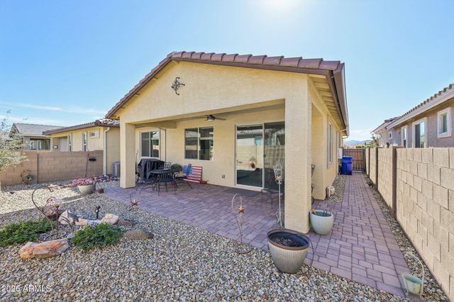 17150 W FALLEN LEAF Lane, Surprise, AZ 85387