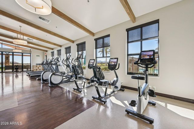 17150 W FALLEN LEAF Lane, Surprise, AZ 85387