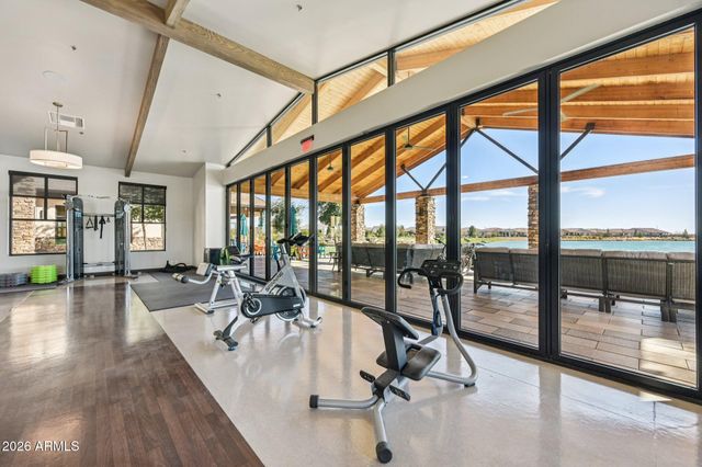 17150 W FALLEN LEAF Lane, Surprise, AZ 85387