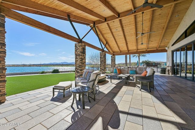 17150 W FALLEN LEAF Lane, Surprise, AZ 85387