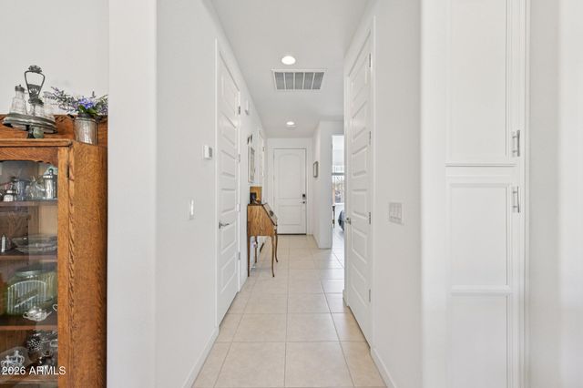 17150 W FALLEN LEAF Lane, Surprise, AZ 85387