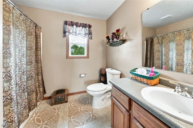 2535 Station Road, Medina, OH 44256