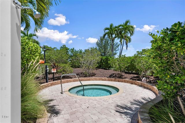 5548 SENTIERO DRIVE, Nokomis, FL 34275