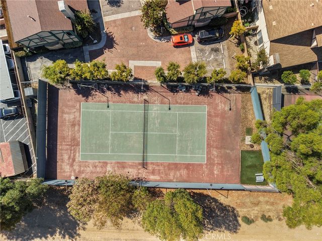 17221 Roscoe Boulevard 2, Northridge, CA 91325