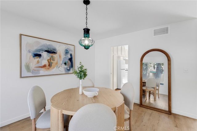 17221 Roscoe Boulevard 2, Northridge, CA 91325