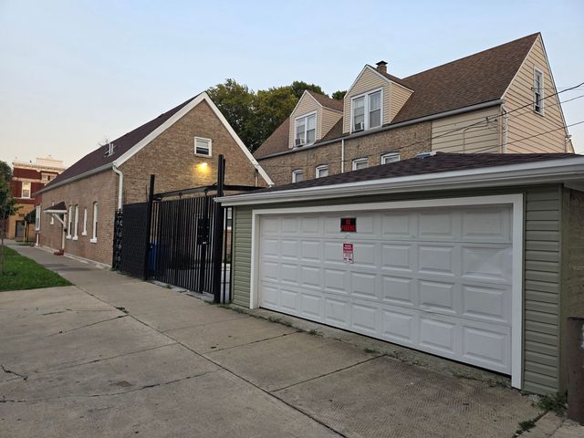 2800 S Saint Louis Avenue, Chicago, IL 60623