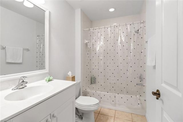 1301 Egrets LNDG 101, Naples, FL 34108