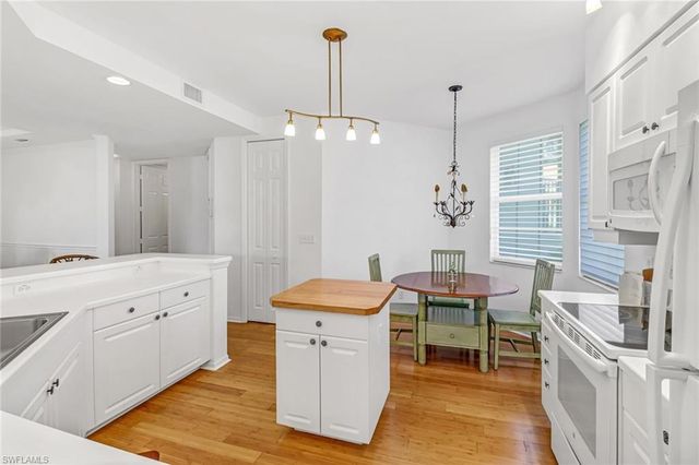 1301 Egrets LNDG 101, Naples, FL 34108