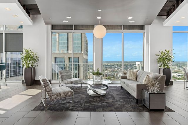415 Church St Apt 2413, Nashville, TN 37219