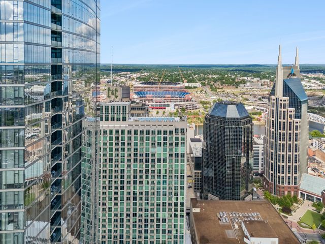 415 Church St Apt 2413, Nashville, TN 37219