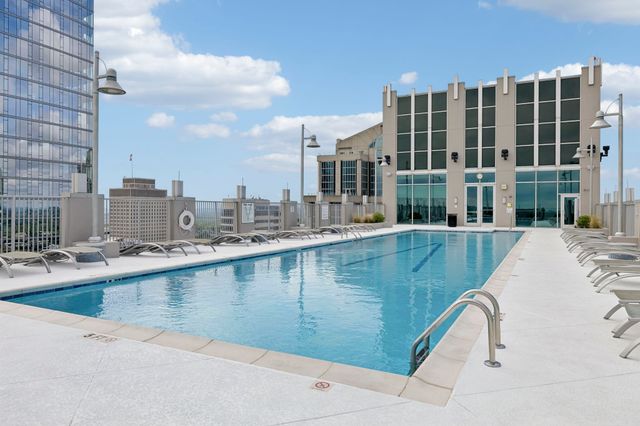 415 Church St Apt 2413, Nashville, TN 37219