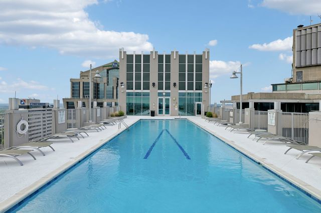 415 Church St Apt 2413, Nashville, TN 37219