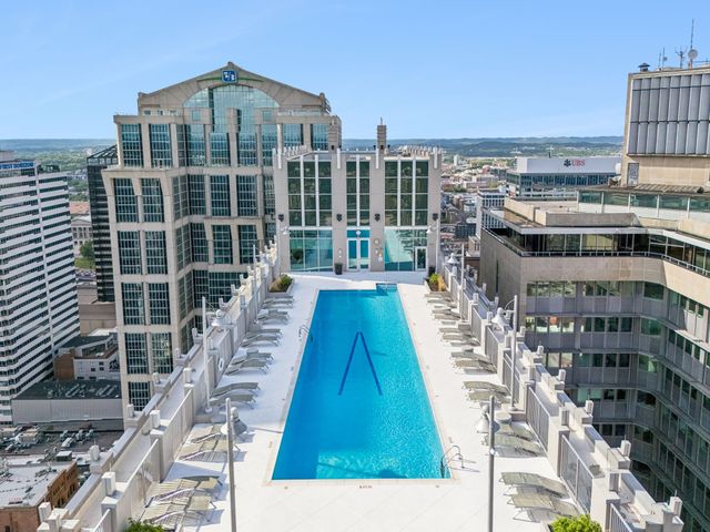 415 Church St Apt 2413, Nashville, TN 37219