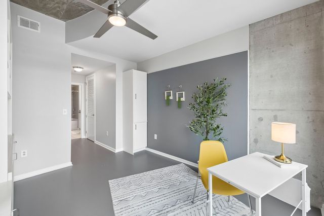 415 Church St Apt 2413, Nashville, TN 37219