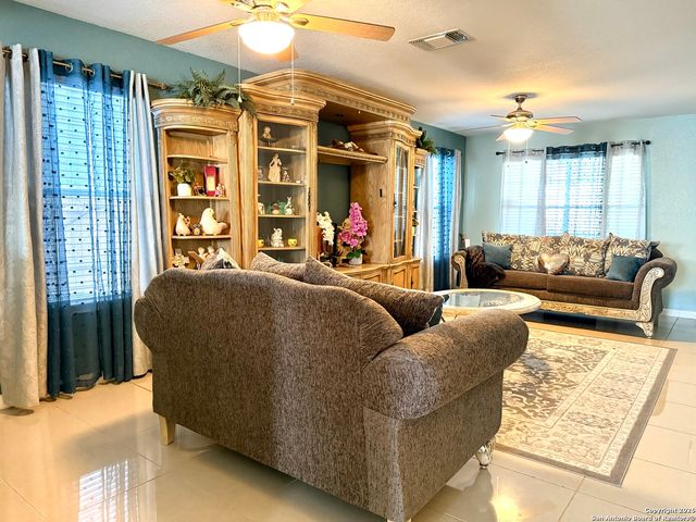 1235 Autumn Moon, San Antonio, TX 78245