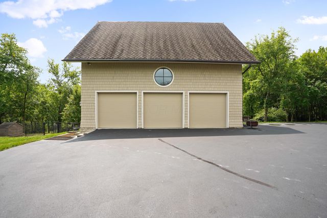 8108 Harriott Road, Dublin, OH 43017