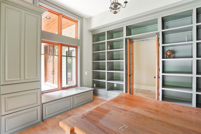 8108 Harriott Road, Dublin, OH 43017