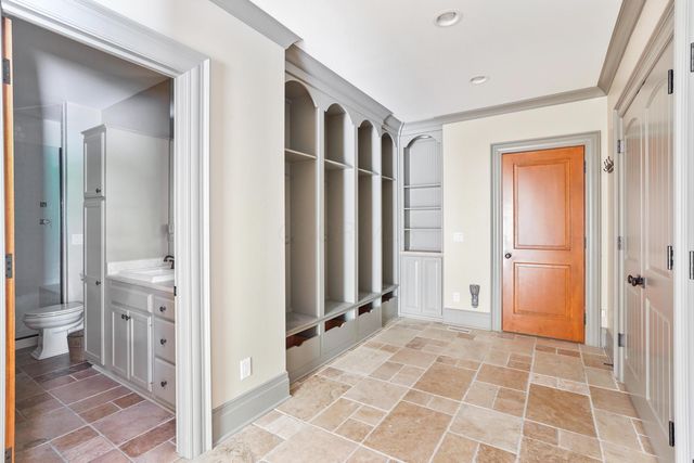 8108 Harriott Road, Dublin, OH 43017