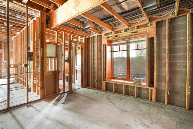 8108 Harriott Road, Dublin, OH 43017