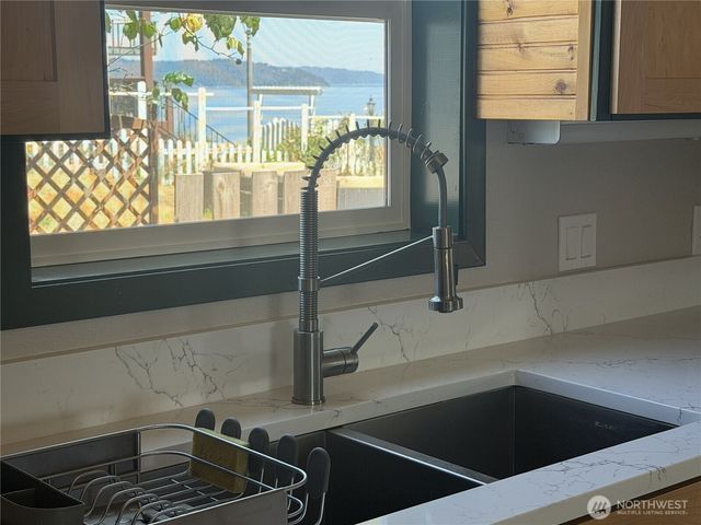 5124 N Bennett Street, Ruston, WA 98407