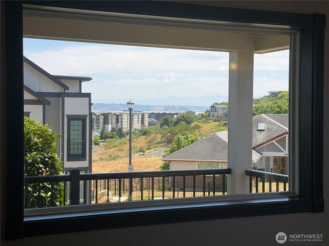 5124 N Bennett Street, Ruston, WA 98407