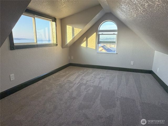 5124 N Bennett Street, Ruston, WA 98407