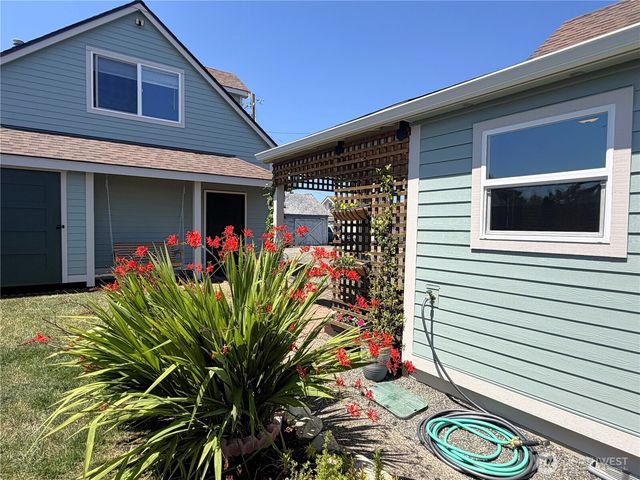 5124 N Bennett Street, Ruston, WA 98407