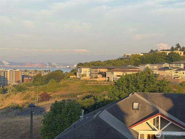 5124 N Bennett Street, Ruston, WA 98407