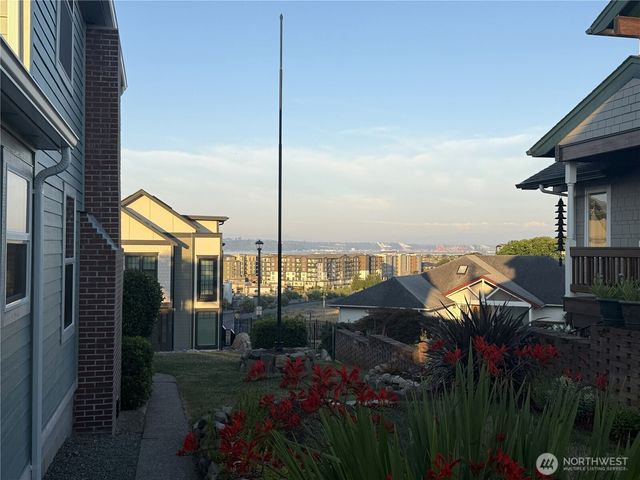 5124 N Bennett Street, Ruston, WA 98407
