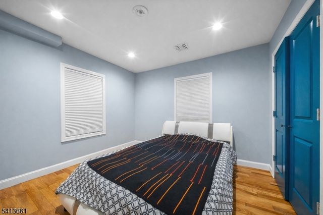 51 Garden St, Teaneck Twp., NJ 07666