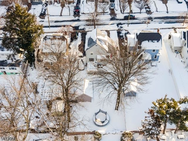 51 Garden St, Teaneck Twp., NJ 07666