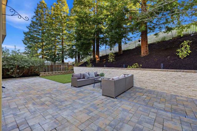 415 Eagle Valley Way, Danville, CA 94506