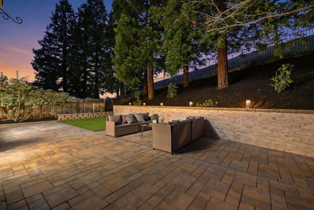 415 Eagle Valley Way, Danville, CA 94506