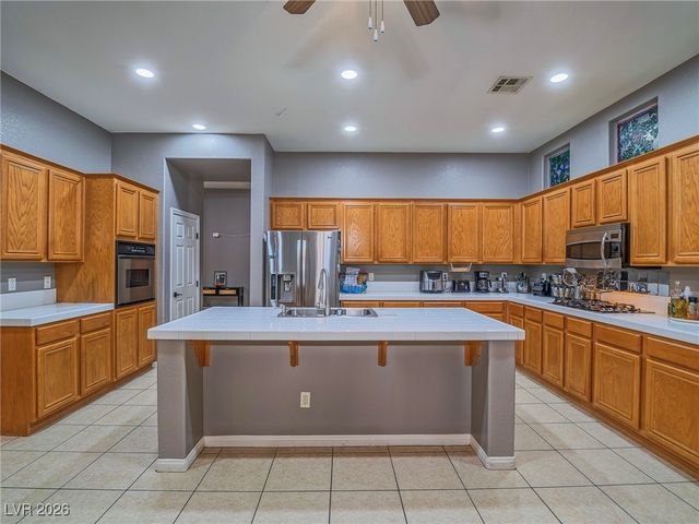 1018 Azure Heights Place, Las Vegas, NV 89110