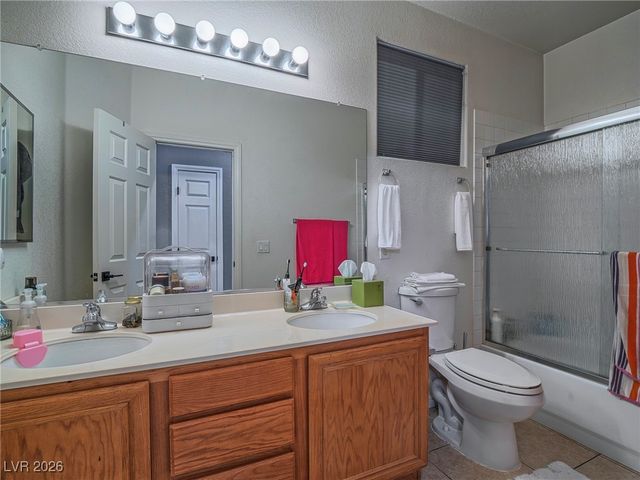 1018 Azure Heights Place, Las Vegas, NV 89110