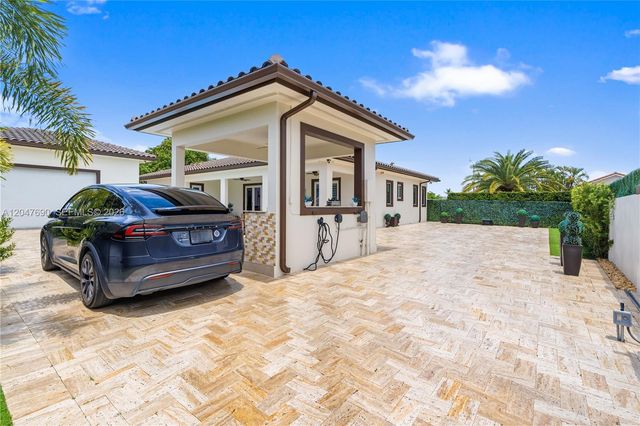 3000 SW 103rd Avenue, Miami, FL 33165