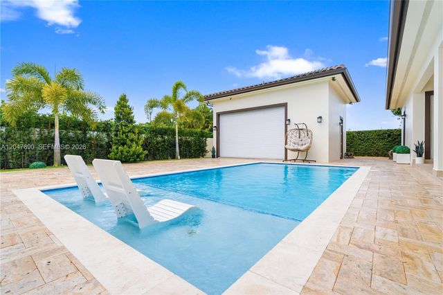 3000 SW 103rd Avenue, Miami, FL 33165