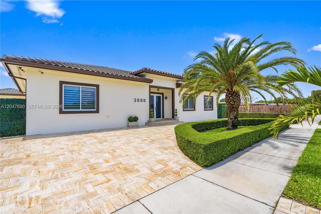 3000 SW 103rd Avenue, Miami, FL 33165