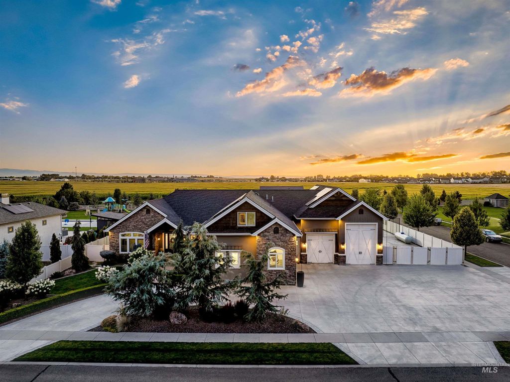 7187 S Pear Blossom Way, Meridian, ID 83642