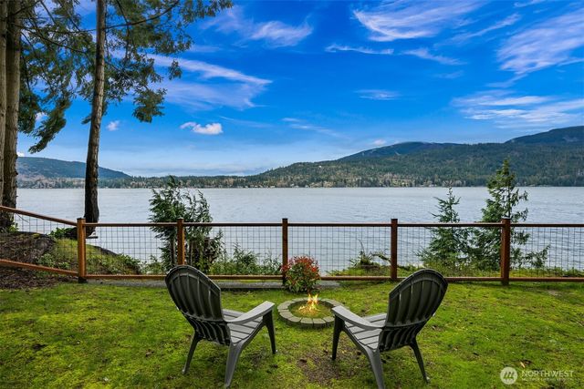2562 Lake Whatcom Boulevard, Bellingham, WA 98229