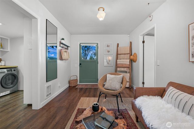 2562 Lake Whatcom Boulevard, Bellingham, WA 98229