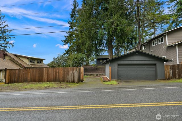 2562 Lake Whatcom Boulevard, Bellingham, WA 98229