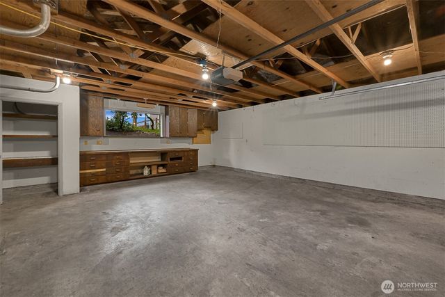 2562 Lake Whatcom Boulevard, Bellingham, WA 98229