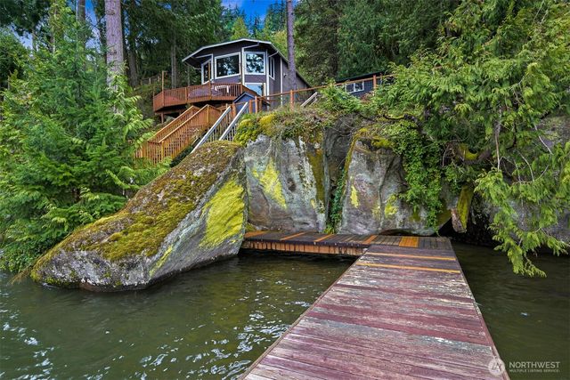 2562 Lake Whatcom Boulevard, Bellingham, WA 98229