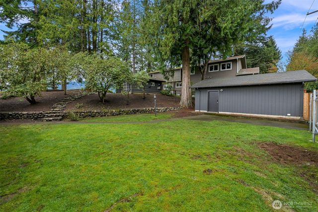 2562 Lake Whatcom Boulevard, Bellingham, WA 98229