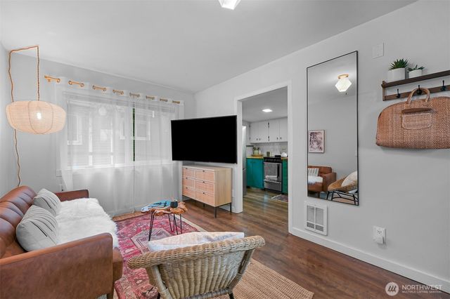 2562 Lake Whatcom Boulevard, Bellingham, WA 98229