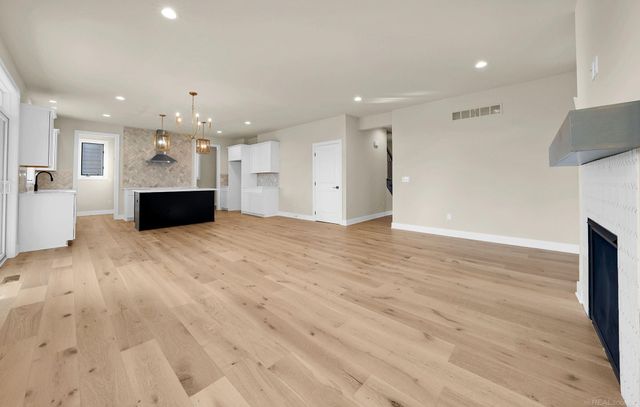 54778 Camden Court, Shelby Twp, MI 48316