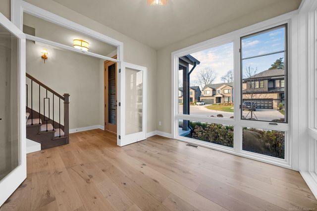 54778 Camden Court, Shelby Twp, MI 48316