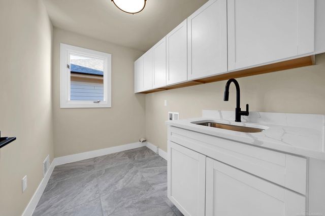 54778 Camden Court, Shelby Twp, MI 48316